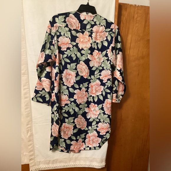 CHRISTIAN DIOR  LINGERIE NIGHT SHIRT SZ S - Picture 4 of 9